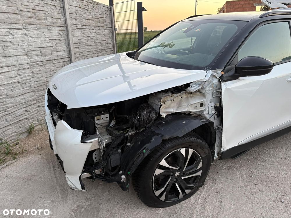 Peugeot 2008 PureTech 130 GT - 26