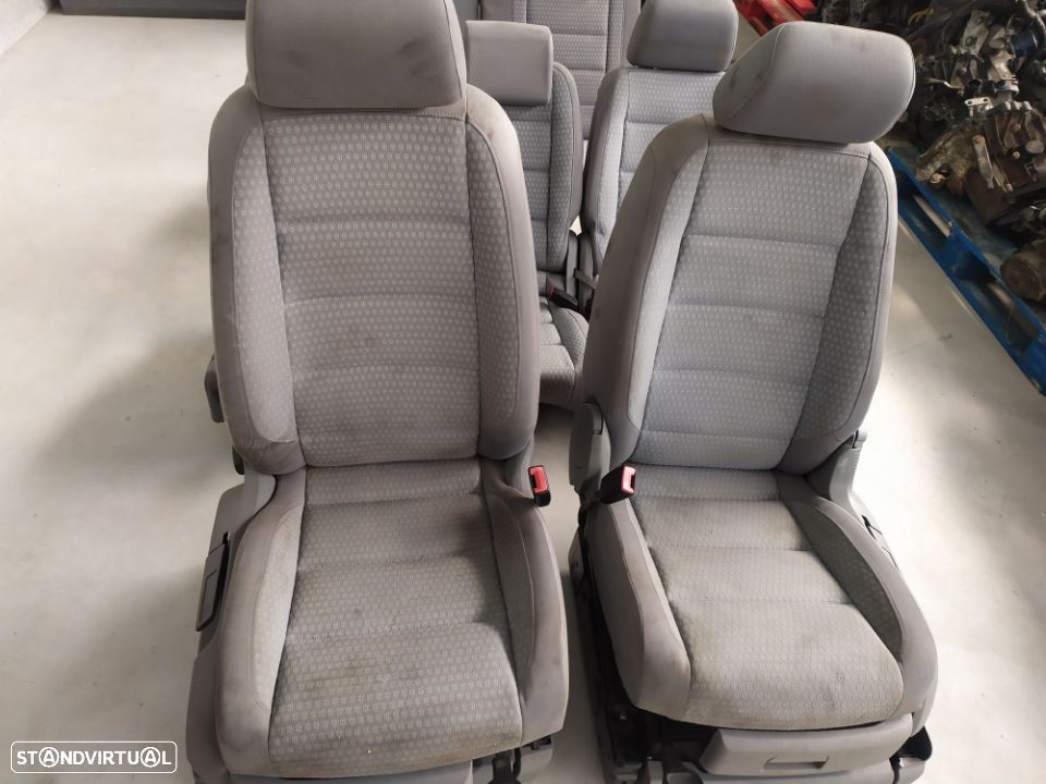 CONJUNTO DE BANCOS VOLKSWAGEN TOURAN I 7 LUGARES - 2