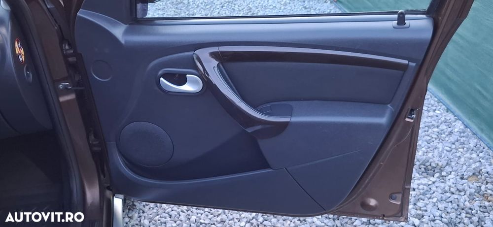 Dacia Duster dCi 110 FAP 4x2 Prestige - 6