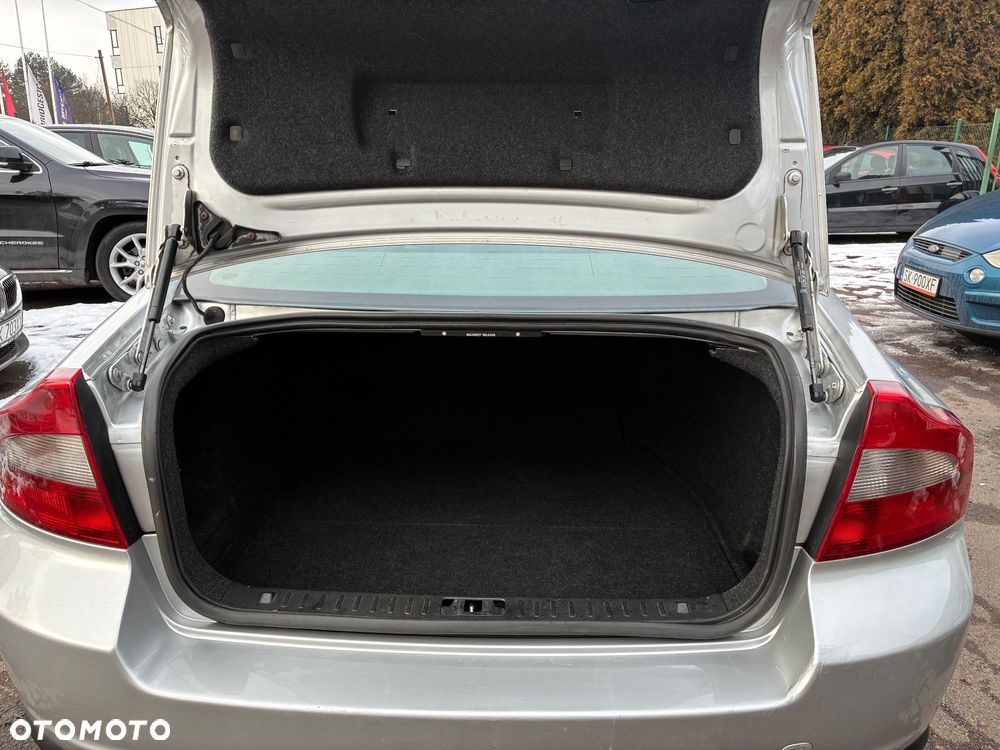 Volvo S80 2.4D Kinetic - 23