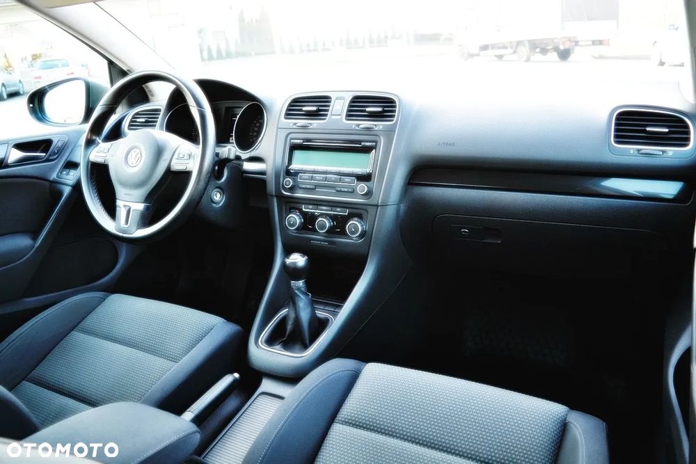 Volkswagen Golf 1.6 Edition - 5