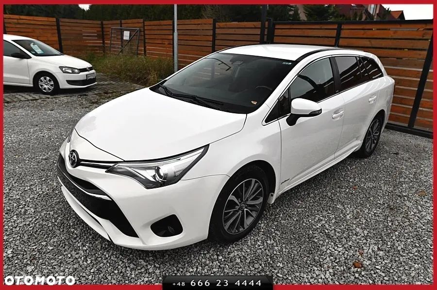 Toyota Avensis Touring Sports 1.6 D-4D Executive - 4