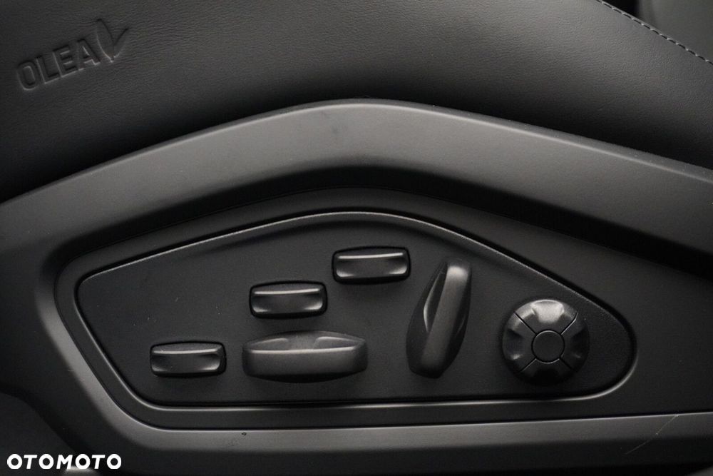 Porsche Taycan 105kWh 4S Performance Plus - 18