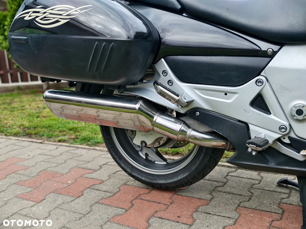 Honda ST - 10