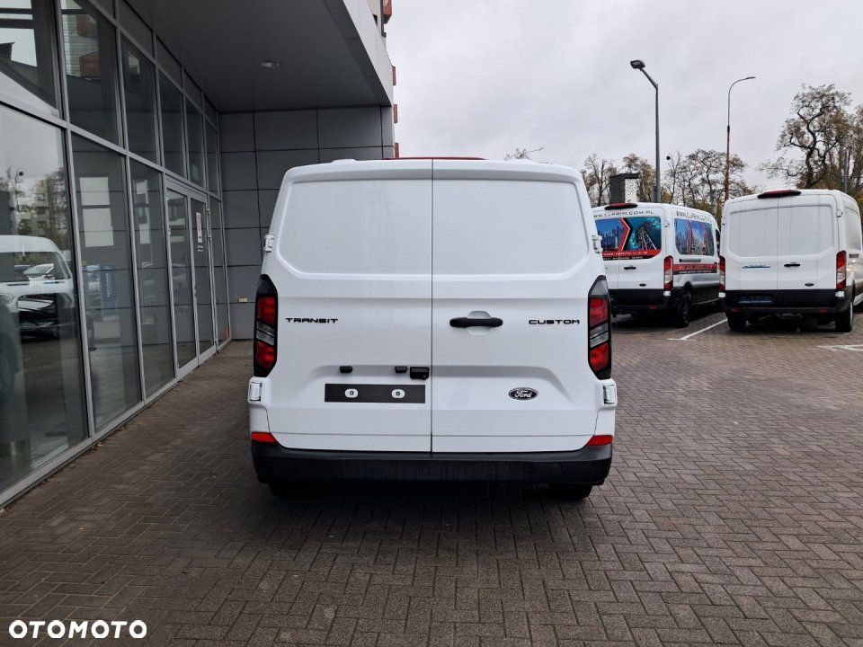 Ford Transit Custom - 7