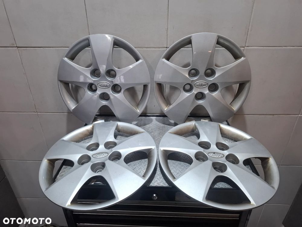 Kołpaki dekle komplet 15 cali Kia Ceed nr 529601H000 - 1