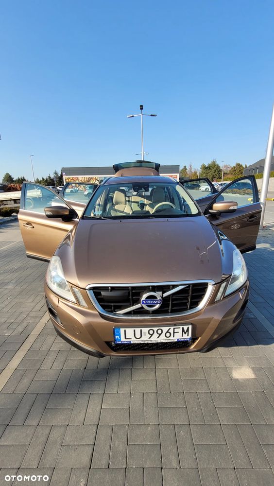 Volvo XC 60 D5 AWD Summum - 4