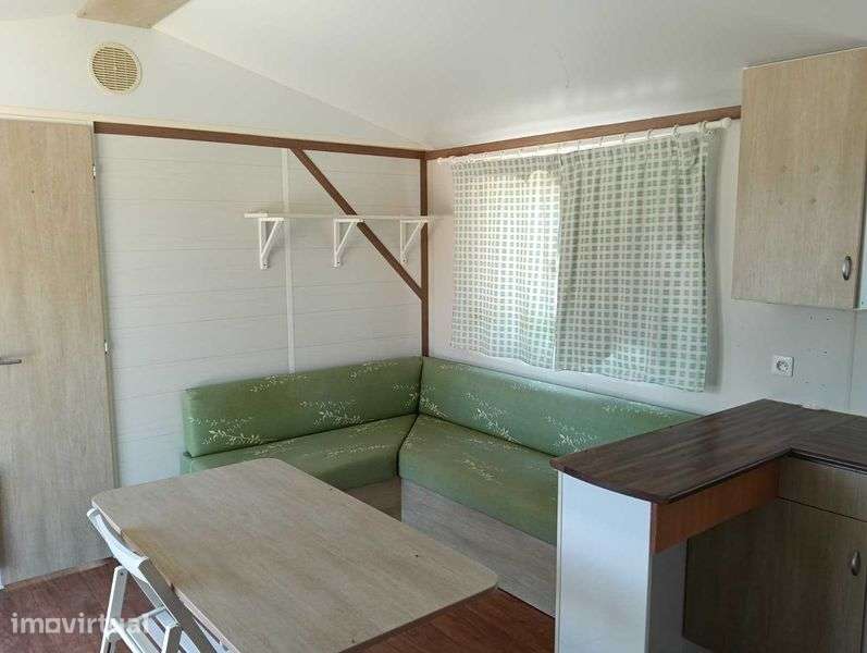 Aluga se casa T2 mobilado - Grande imagem: 3/9