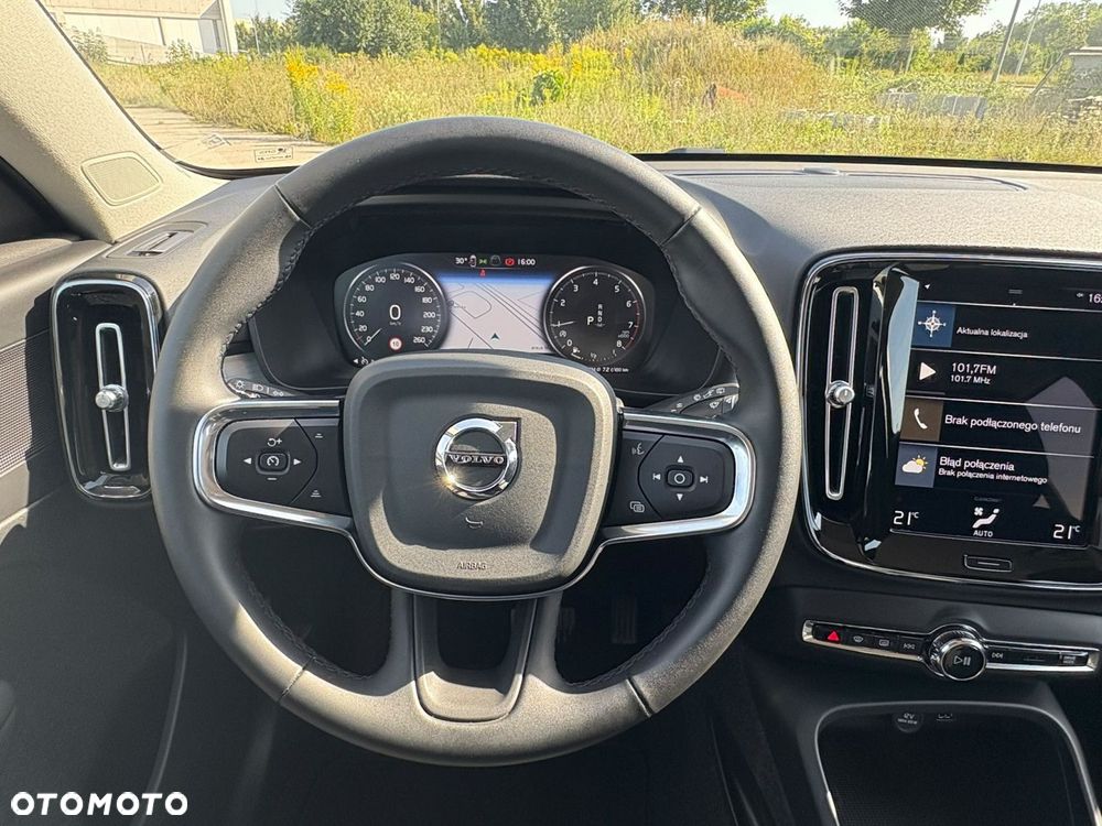 Volvo XC 40 T3 Momentum Pro - 12