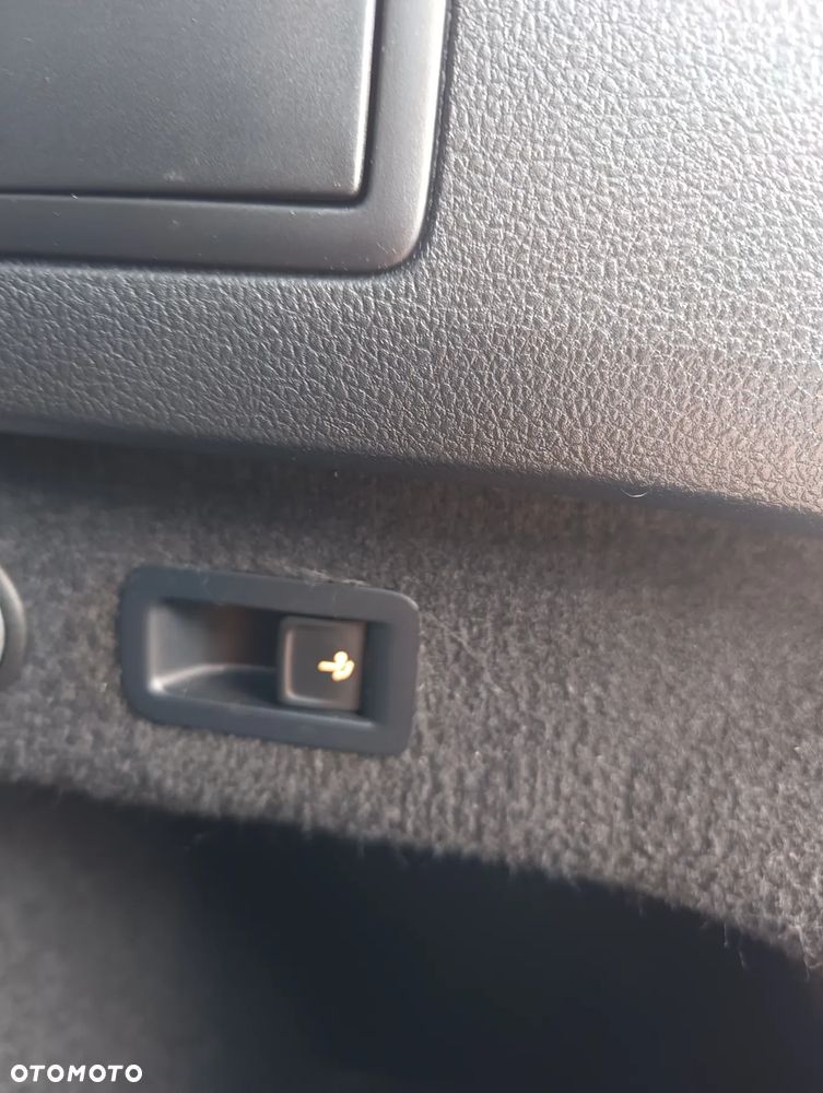 Volkswagen Passat 2.0 TDI BMT Comfortline - 13