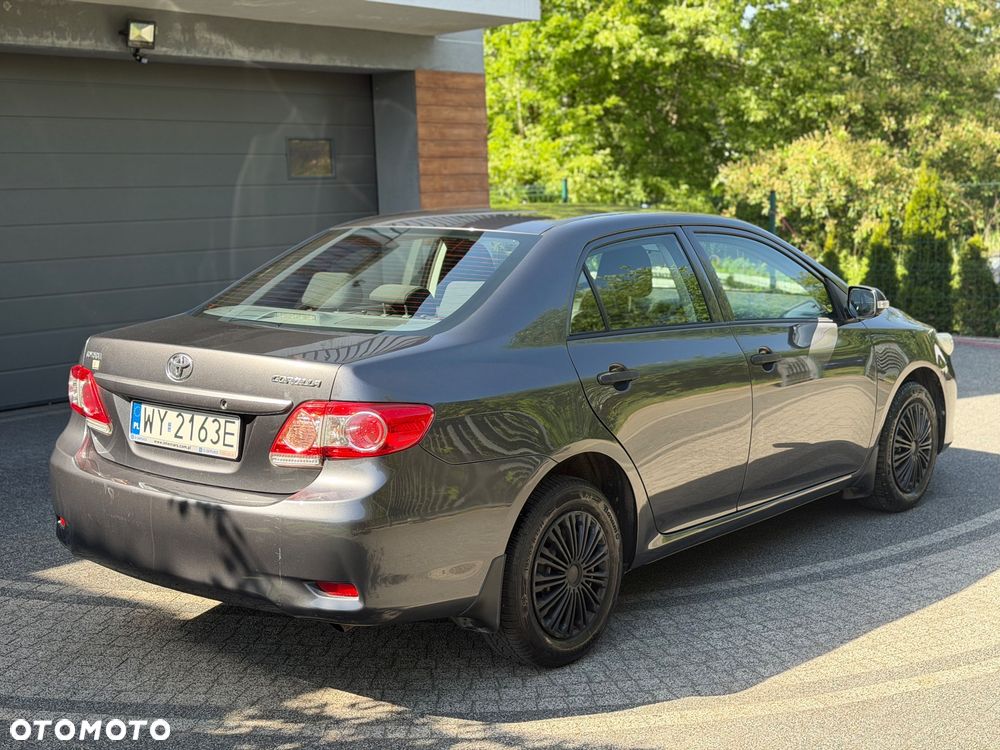 Toyota Corolla 1.6 Luna - 4