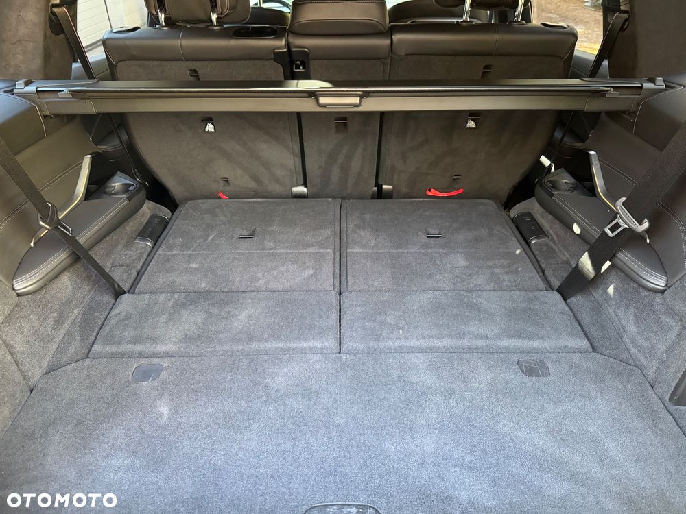 BMW X7 M50i sport - 15