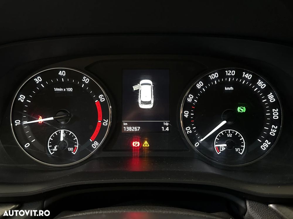 Skoda Octavia 1.5 TSI DSG MHEV Style - 11