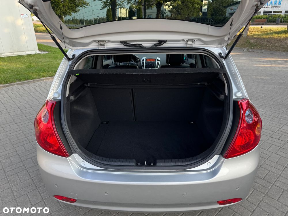 Kia Ceed - 18