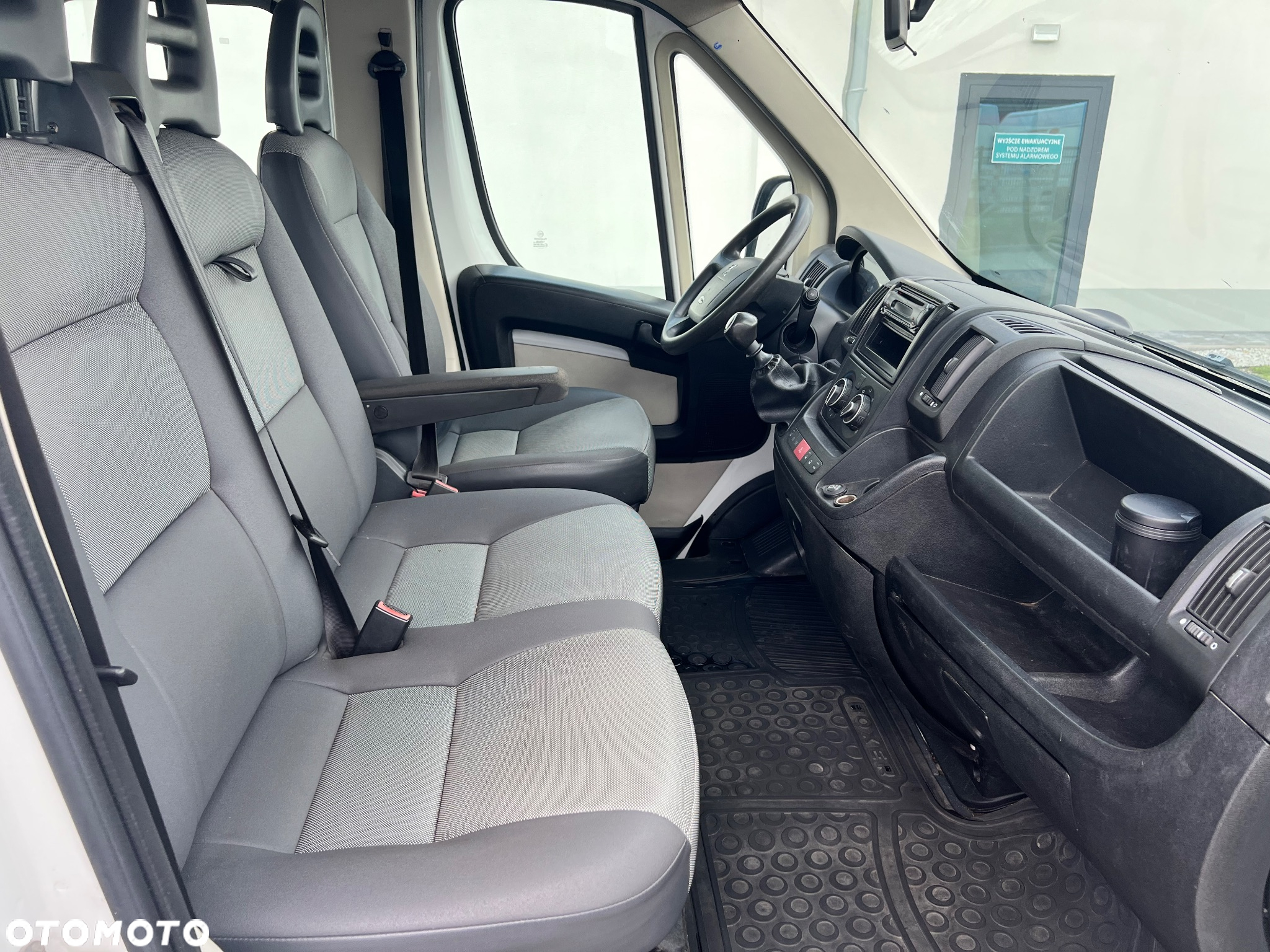 Peugeot Boxer Doka 7 Osób 3.0 HDI 177KM - 22