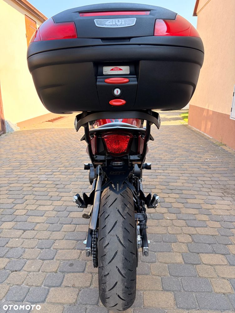 Yamaha XJ - 22