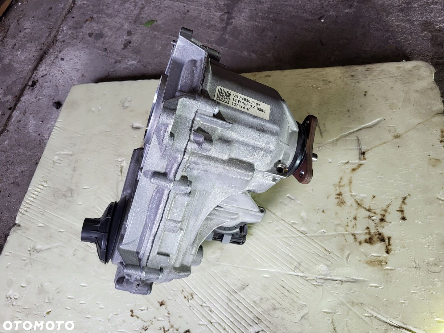 BMW X3 X4 G01 G02 REDUKTOR SKRZYNI X-DRIVE 8485036 - 2
