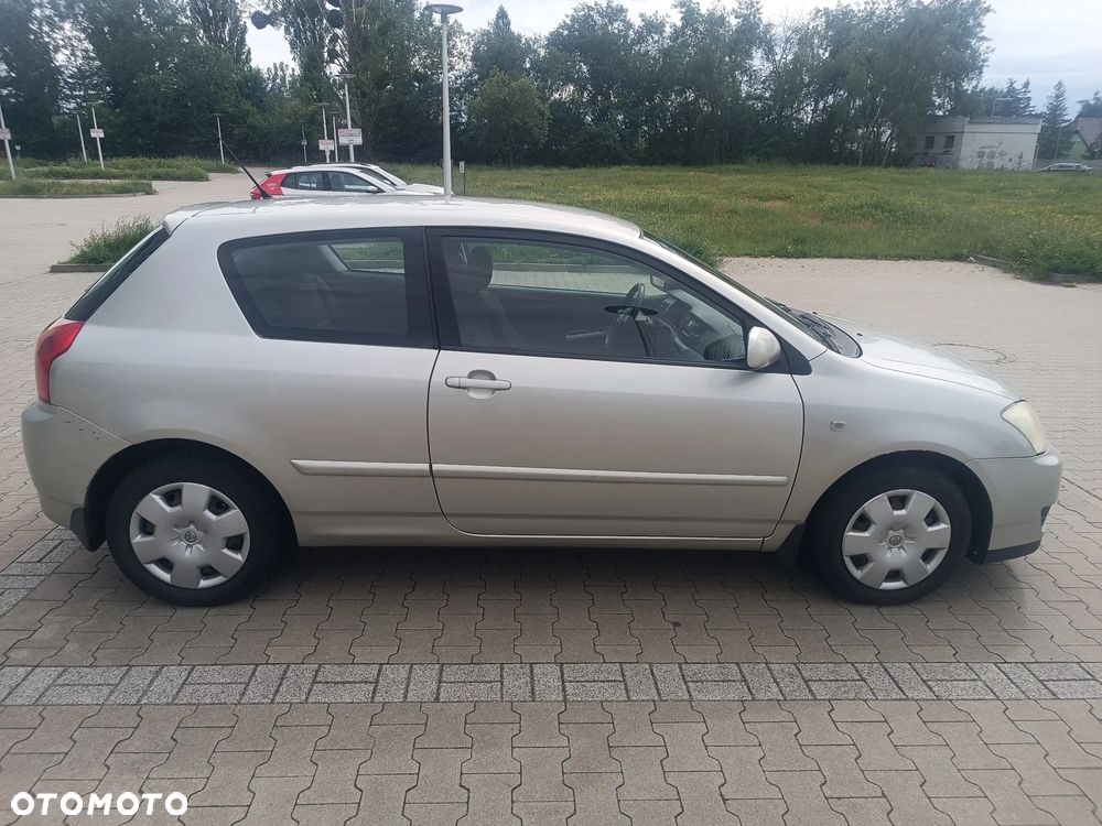 Toyota Corolla 1.6 VVT-i Luna - 8