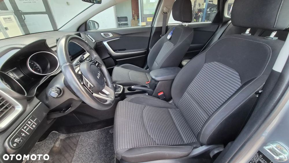 Kia Ceed 1.5 T-GDI Business Line Plus - 9