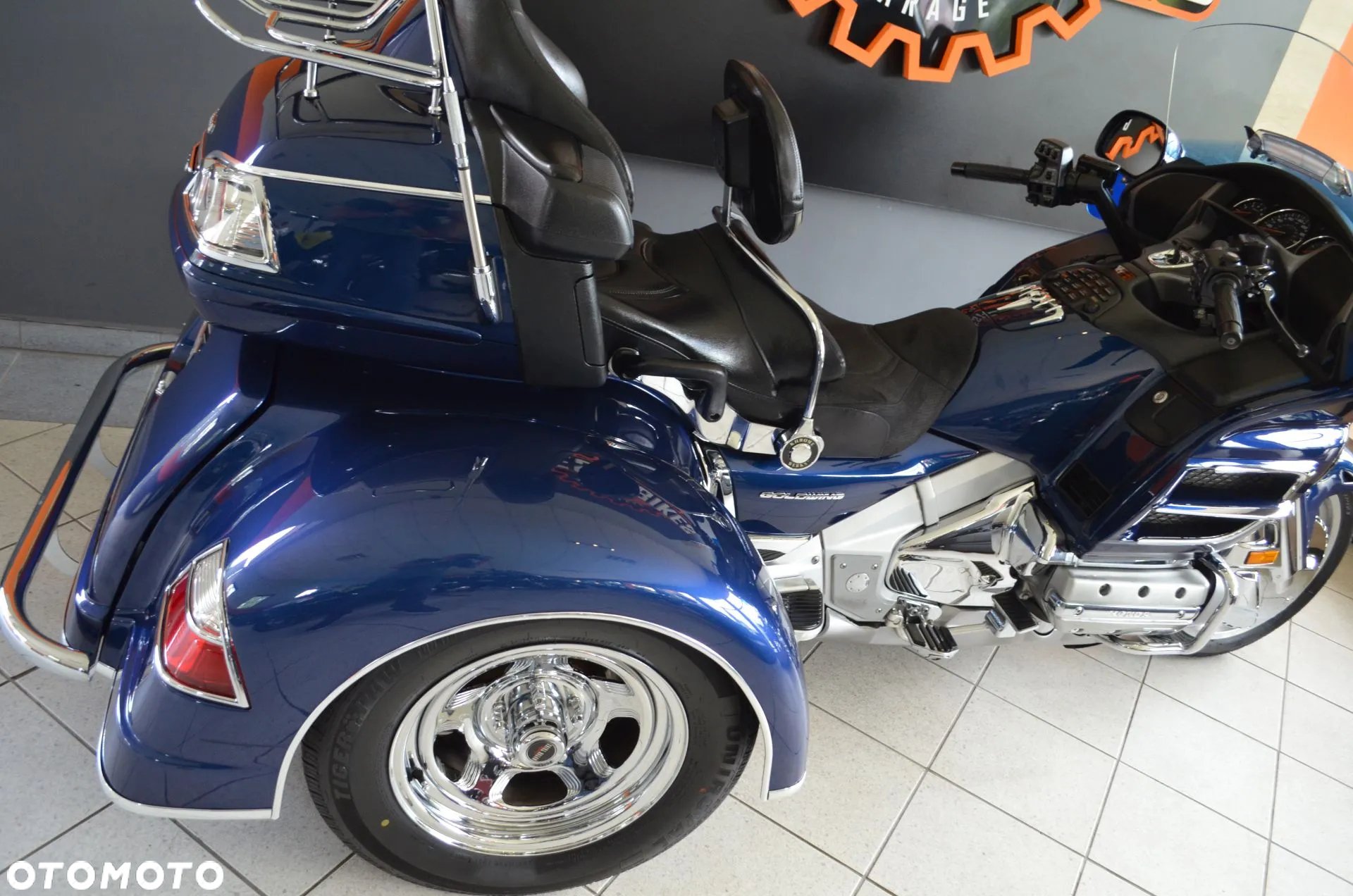 Honda GL - 6