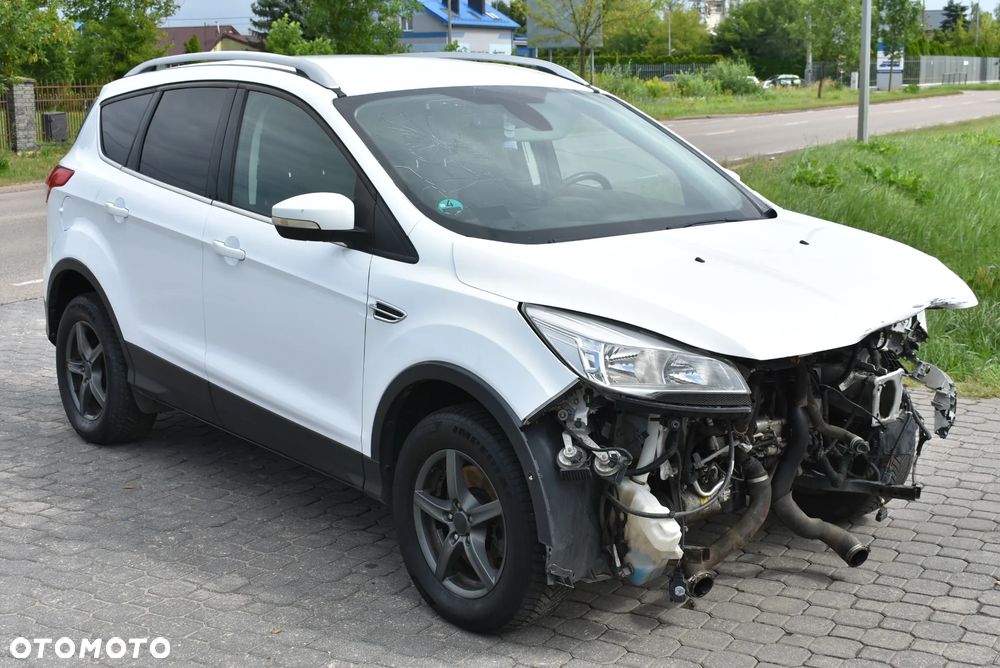 Ford Kuga 2.0 TDCi 4x4 Titanium - 9