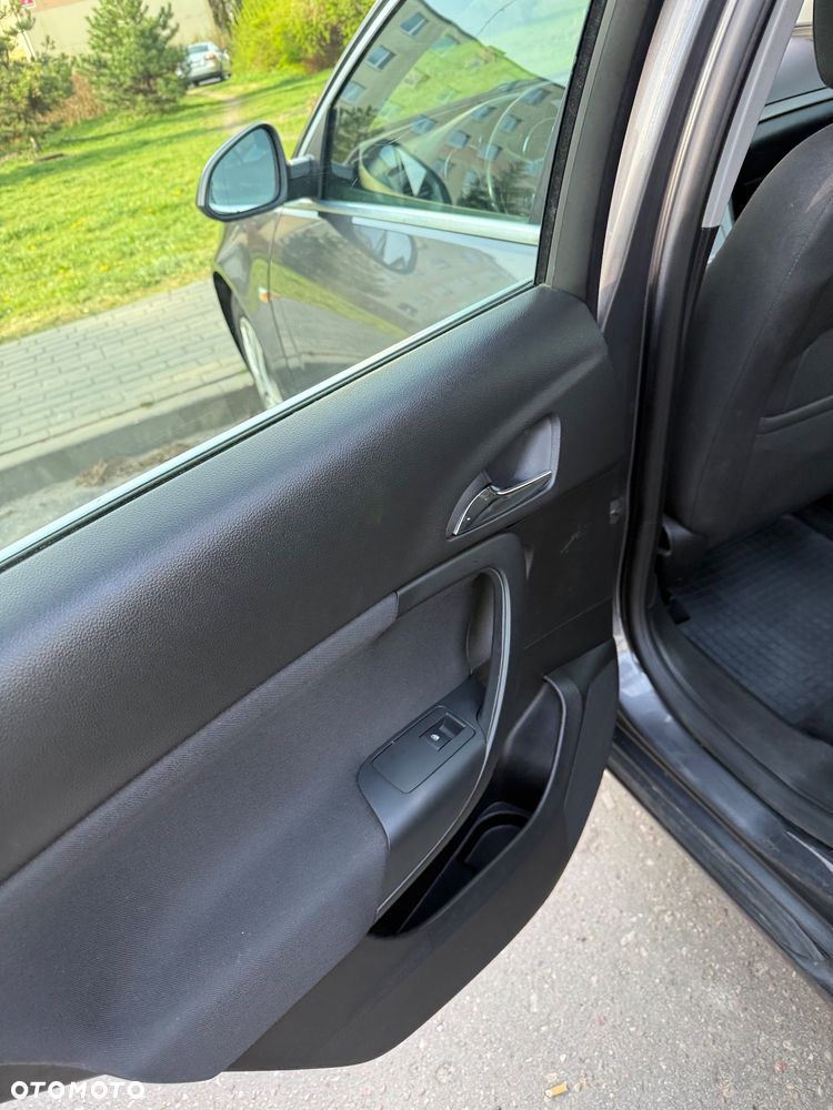 Opel Insignia 1.4 T Edition S&S - 22