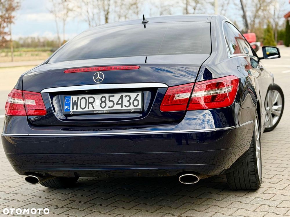 Mercedes-Benz Klasa E - 27