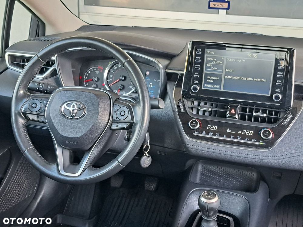 Toyota Corolla - 22