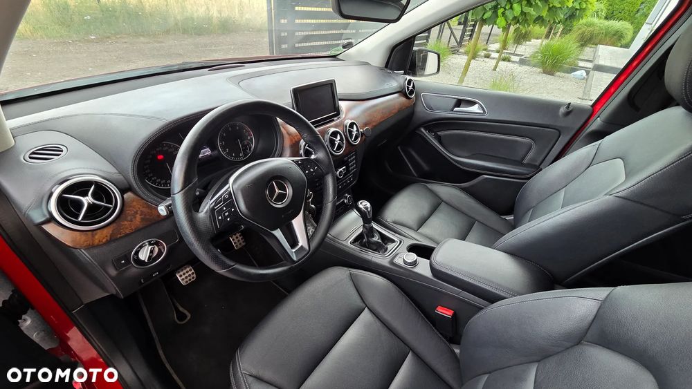Mercedes-Benz Klasa B 200 (BlueEFFICIENCY) - 30