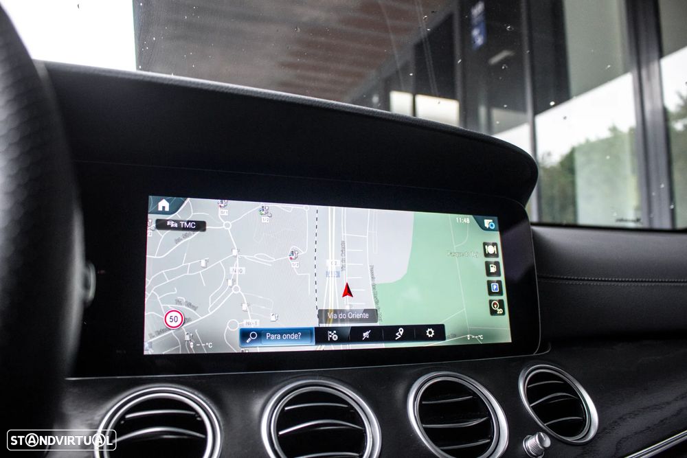 Mercedes-Benz E 300 e AMG Line - 46