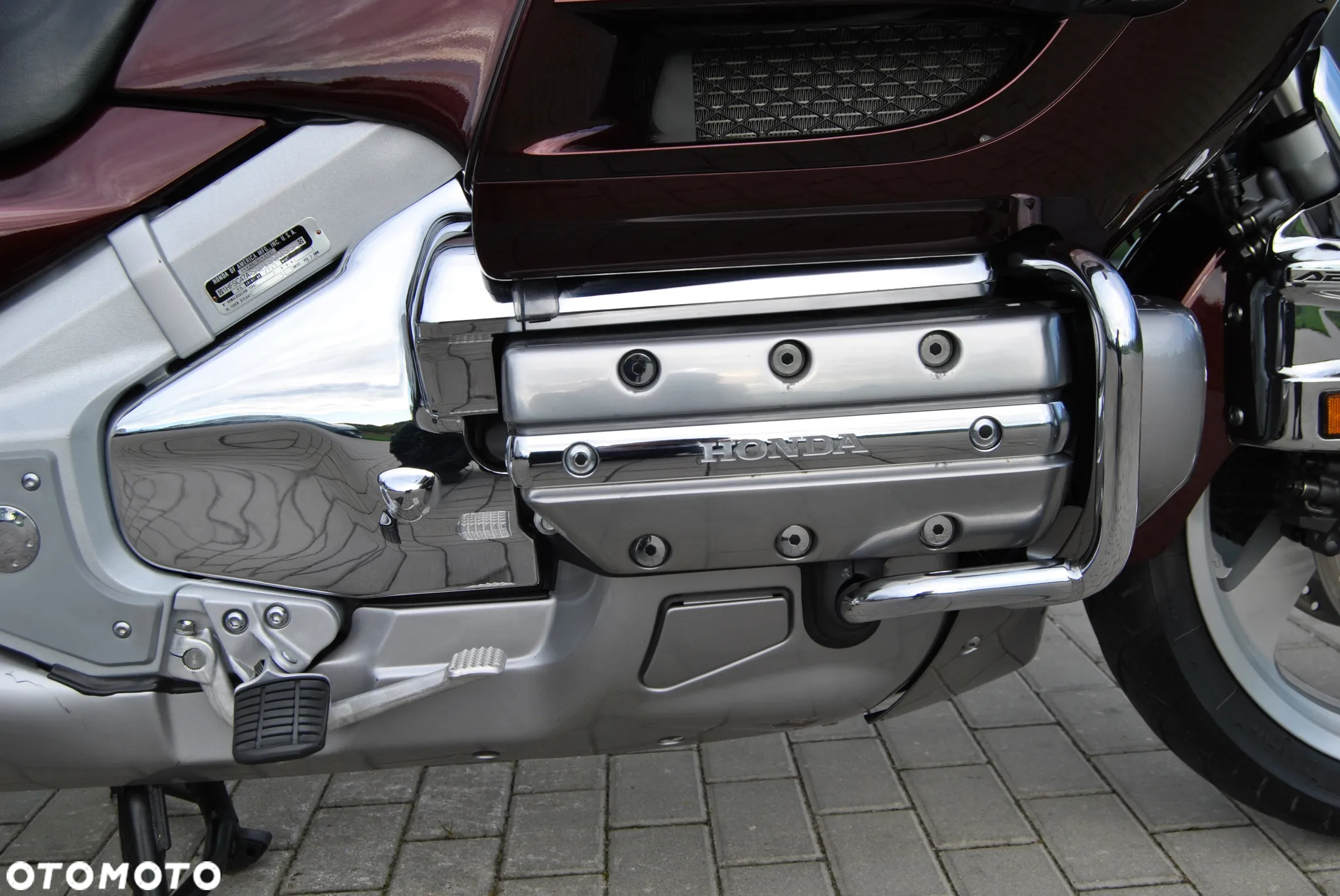 Honda GL - 12