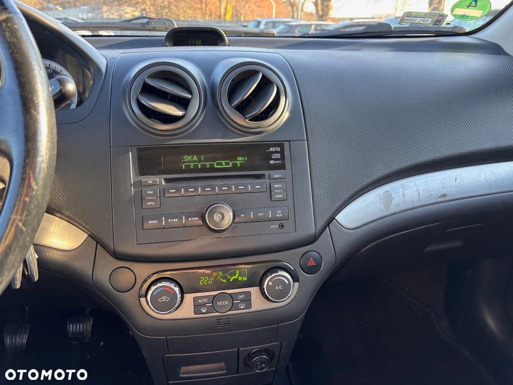 Chevrolet Aveo 1.4 LT - 8