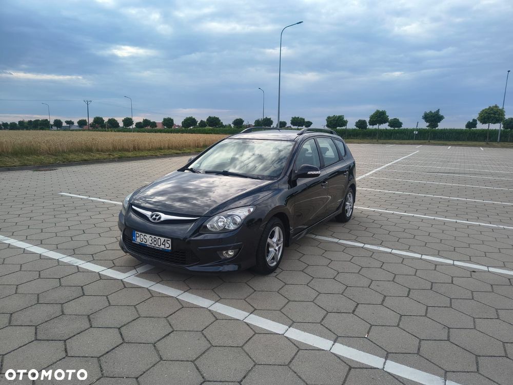 Hyundai i30 i30cw 1.4 UEFA EURO 2012 Edition - 1