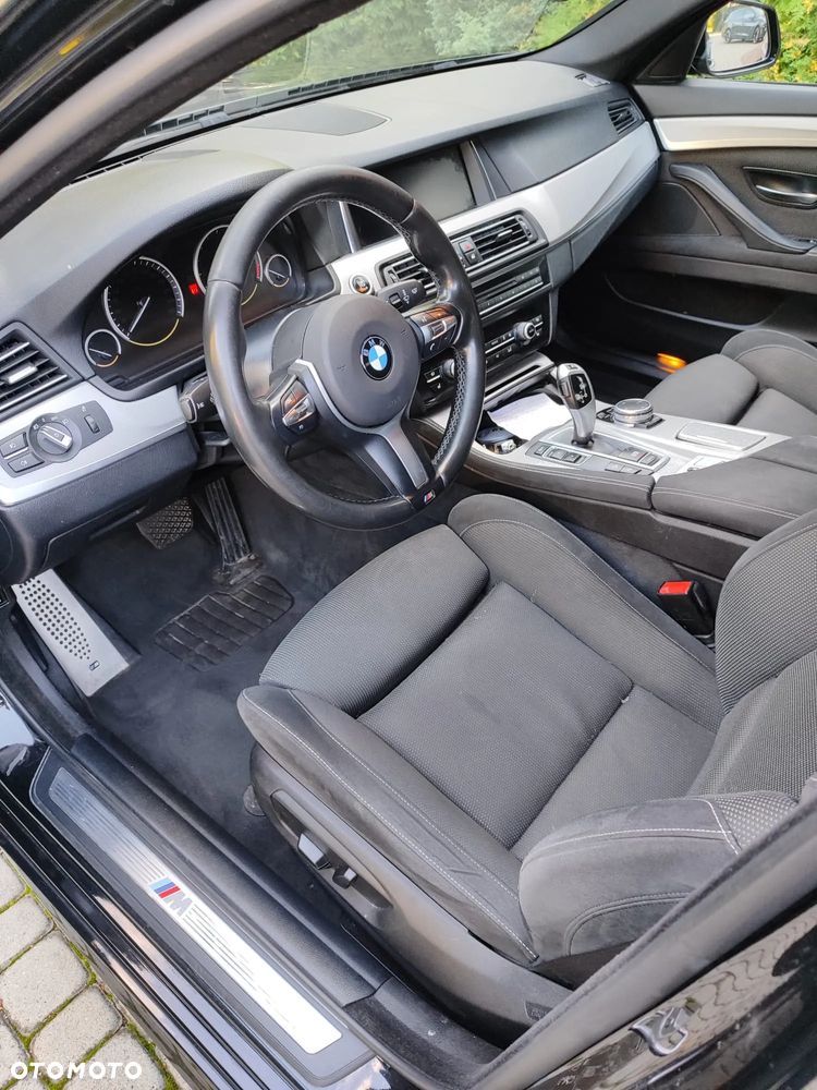BMW Seria 5 520d xDrive - 5