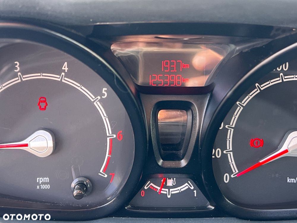 Hyundai i10 - 21