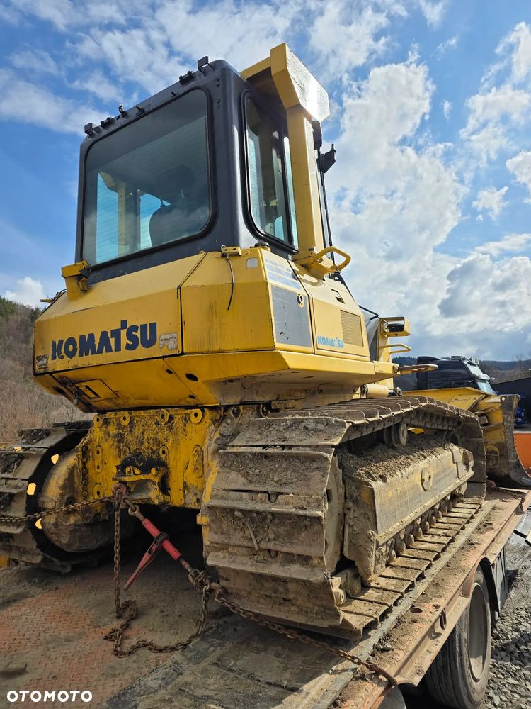 Komatsu - 2