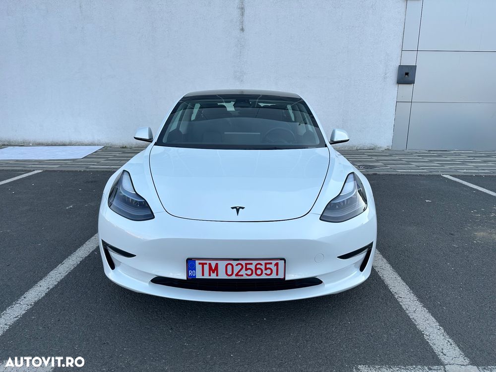 Tesla Model 3 Long Range AWD Premium - 3