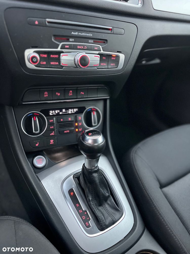 Audi Q3 1.4 TFSI Sport S tronic - 25