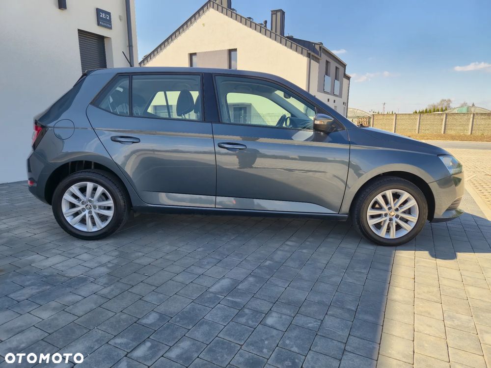 Skoda Fabia 1.0 MPI Joy - 4
