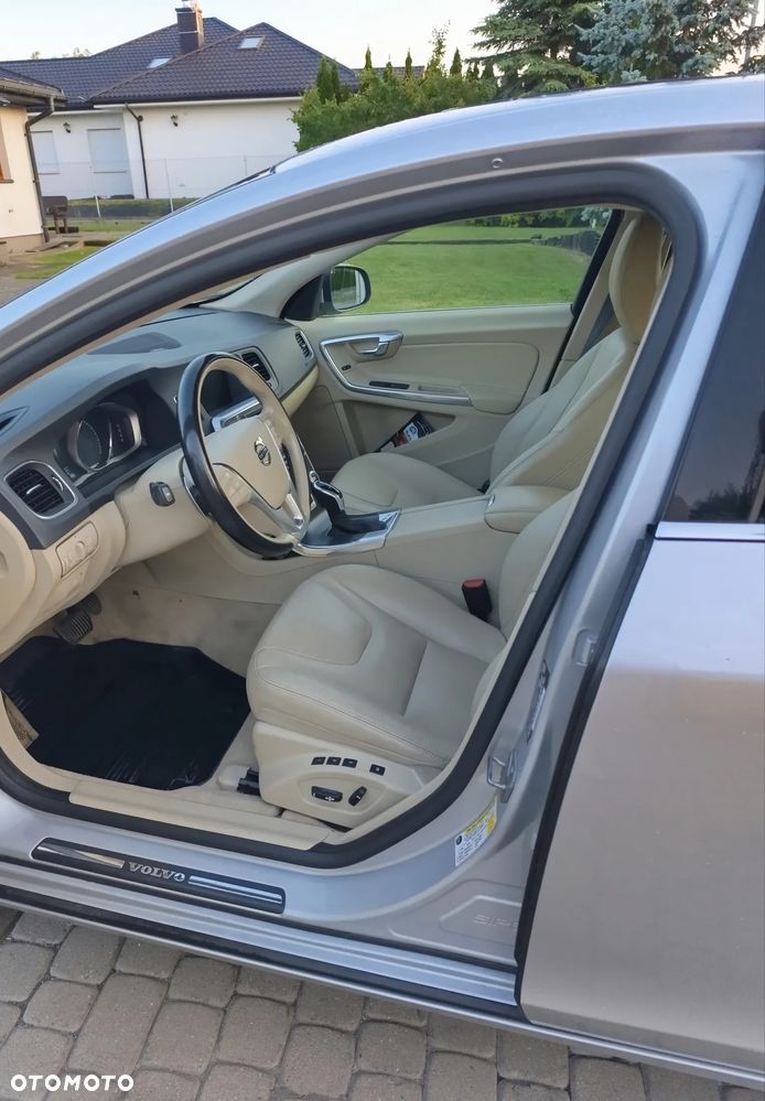 Volvo S60 - 6