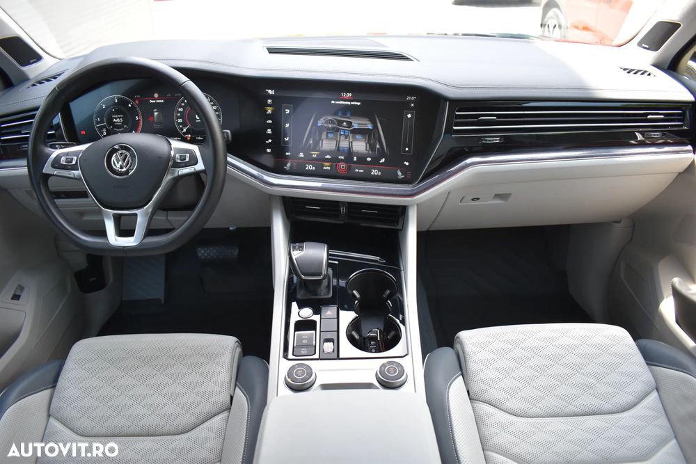 Volkswagen Touareg 3.0 V6 TDI 4Motion DPF Automatik Elegance - 9
