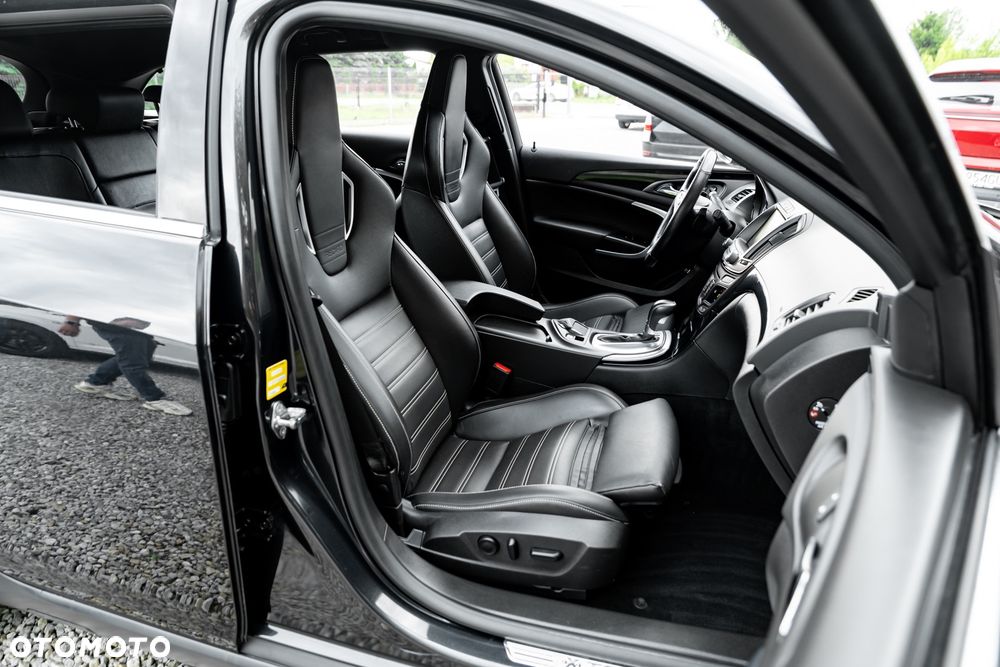 Opel Insignia 2.0 CDTI 4x4 Automatik - 23