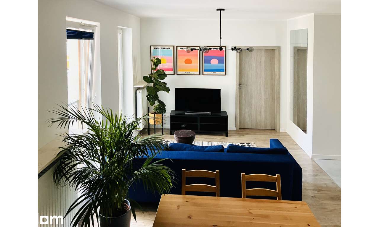 Apartament , obok METRA, garaż i balkon, BEZPOŚREDNIO