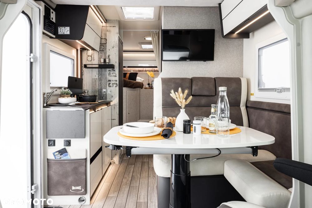 McLOUIS SLIM 339 UKŁAD ŁÓŻEK NIEMIECKICH GARAZ 6,69M 2.0 4 OSOBOWY - 5