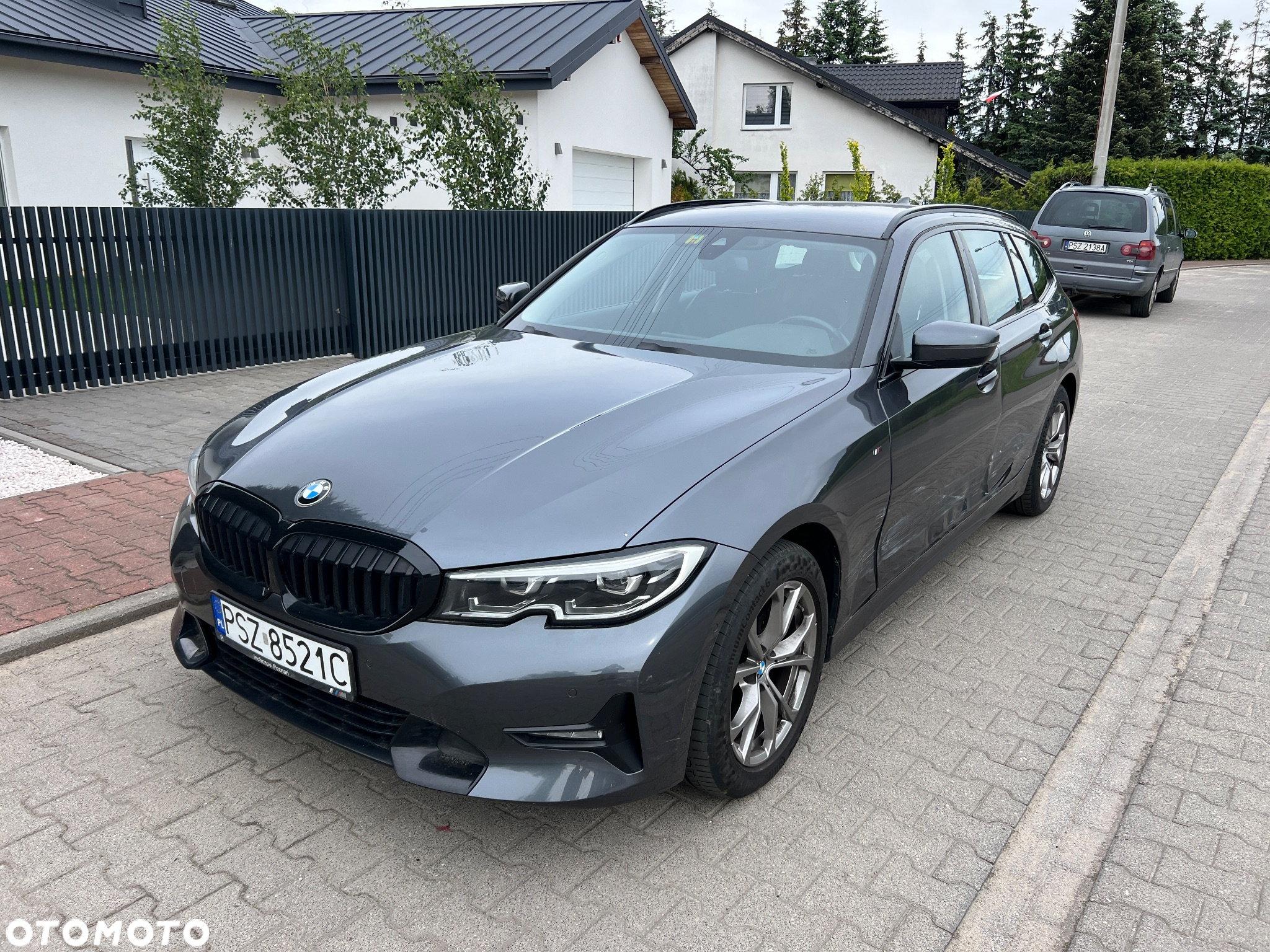 BMW Seria 3 320d xDrive Sport Line - 3