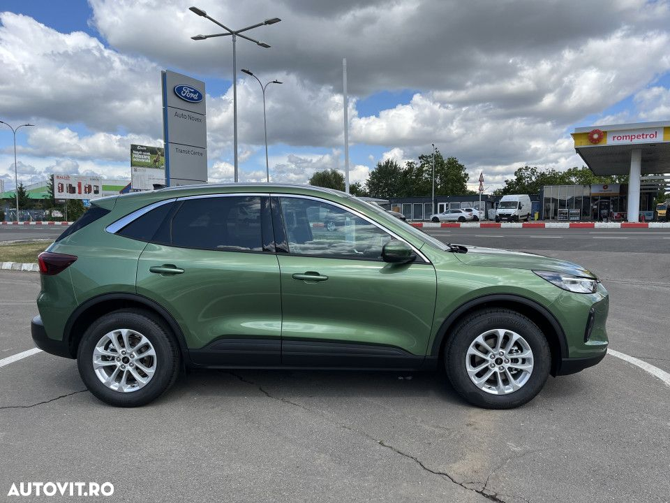 Ford Kuga - 4