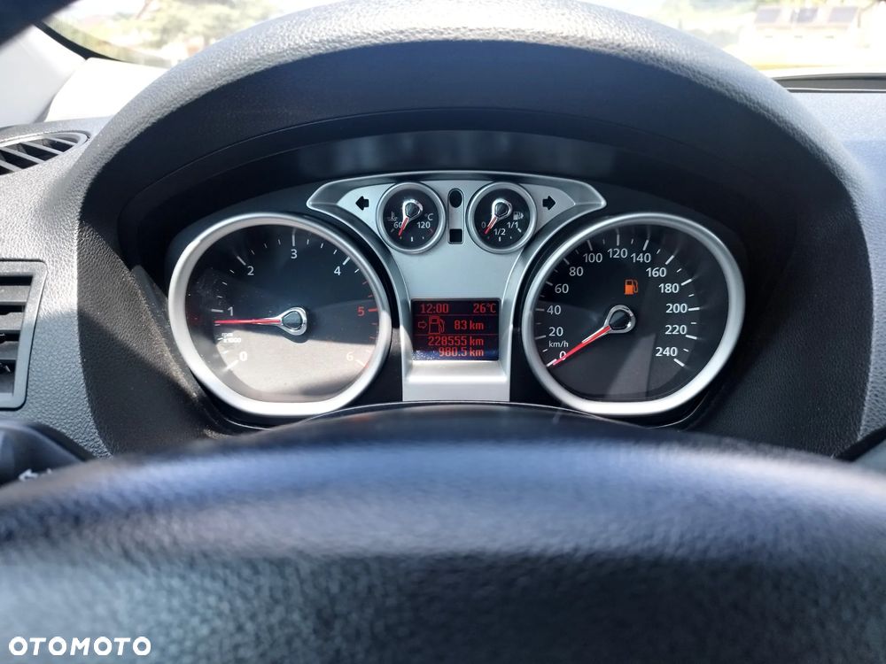 Ford Kuga 2.0 TDCi 4x4 Titanium - 29