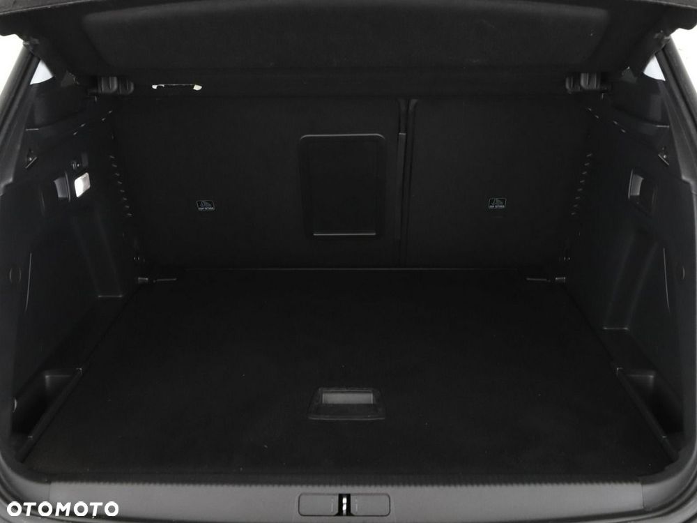 Peugeot 3008 1.6 BlueHDi Allure S&S - 21