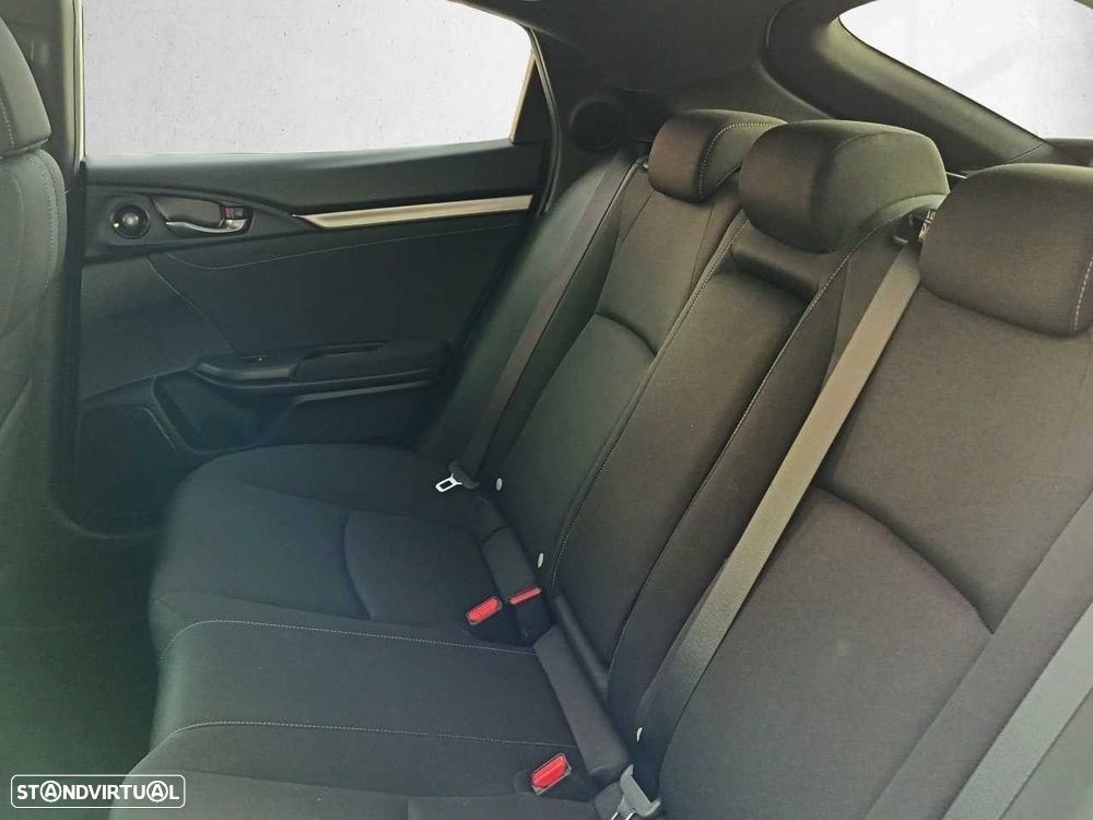 Honda Civic 1.0 i-VTEC Comfort - 10