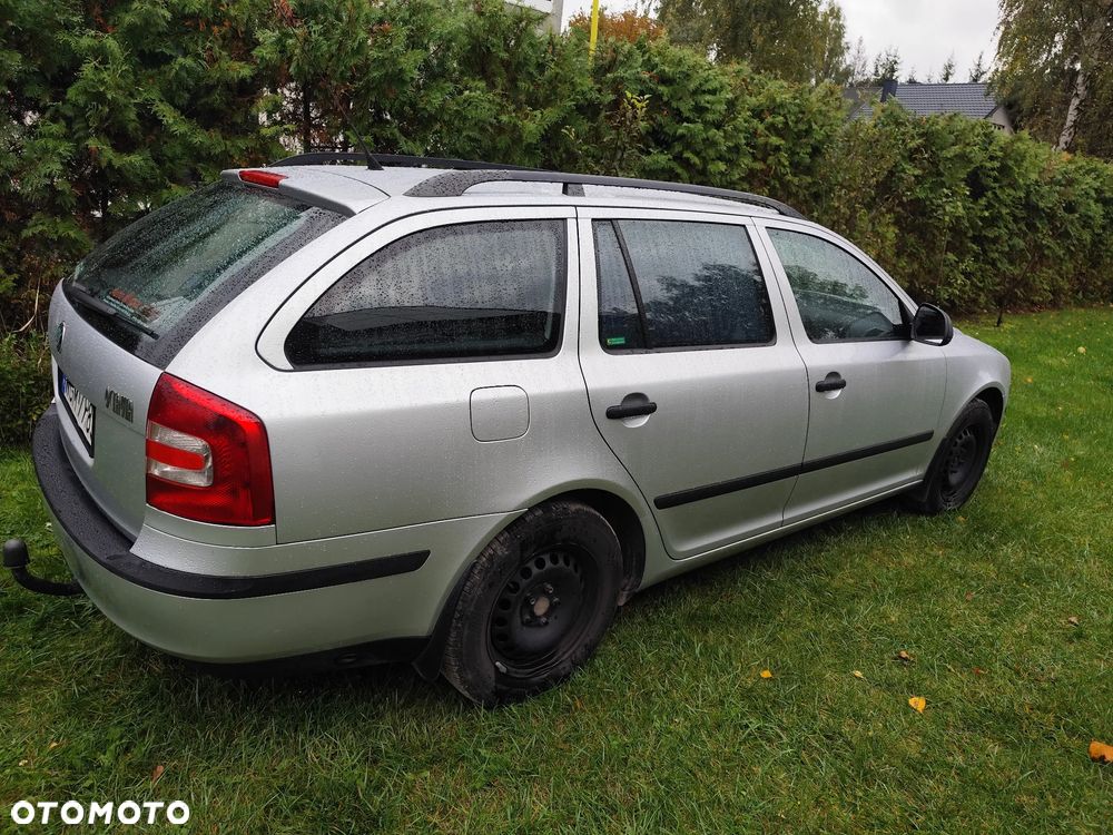 Skoda Octavia 1.6 Tour - 2